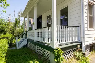 29 Delano St, Poughkeepsie, NY 12601 - Photo 2