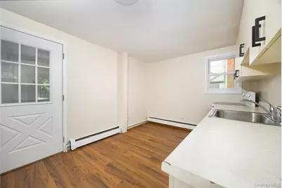 29 Delano Street #2, Poughkeepsie, NY 12601 - Photo 4