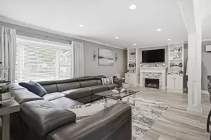272 Hamilton Ave, Massapequa, NY 11758 - Photo 4