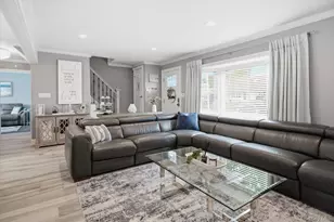 272 Hamilton Ave, Massapequa, NY 11758 - Photo 6