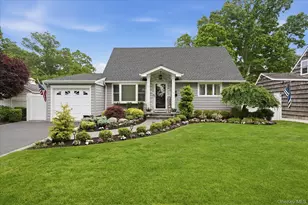 272 Hamilton Ave, Massapequa, NY 11758 - Photo 2