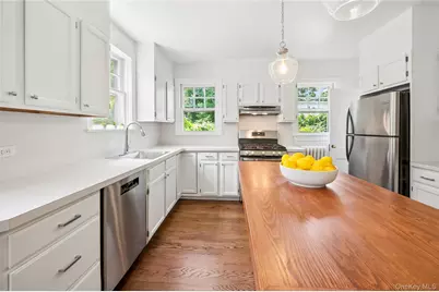 632 Colonial Avenue, Pelham, NY 10803 - Photo 14
