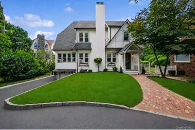 632 Colonial Avenue, Pelham, NY 10803 - Photo 2