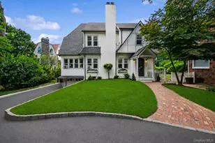 632 Colonial Ave, Pelham, NY 10803 - Photo 2