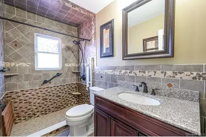 403 Brookside Court, Copiague, NY 11726 - Photo 10