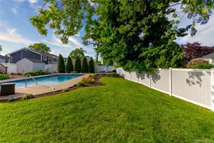 395 Saldane Ave, North Babylon, NY 11703 - Photo 10