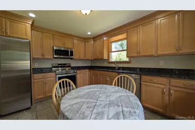 26 Roslyn Road, Carmel, NY 10512 - Photo 16