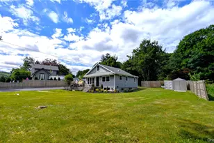 26 Roslyn Rd, Carmel, NY 10512 - Photo 2