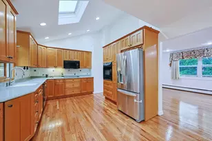 9 Grossman St, Melville, NY 11747 - Photo 14