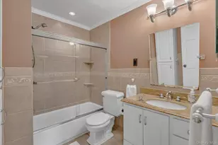 14 Brittany Ct, Northport, NY 11768 - Photo 18
