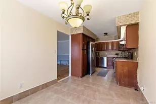 163-06 71st Ave, Fresh Meadows, NY 11365 - Photo 16