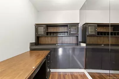 16306 71st Avenue #1323, Fresh Meadows, NY 11365 - Photo 10