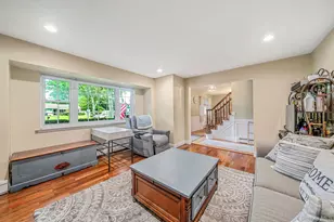 4 Sharon Dr, Coram, NY 11727 - Photo 4