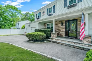 4 Sharon Dr, Coram, NY 11727 - Photo 2