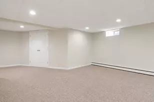 2442 6th Ave, East Meadow, NY 11554 - Photo 32