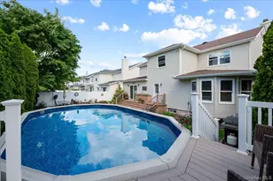 2442 6th Ave, East Meadow, NY 11554 - Photo 36