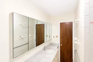 255-40 147th Dr, Rosedale, NY 11422 - Photo 6