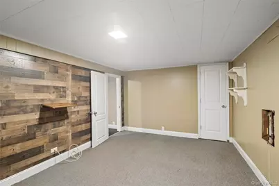 52 Center Street, Ronkonkoma, NY 11779 - Photo 16