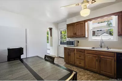 351 Grandview Boulevard, Yonkers, NY 10710 - Photo 8
