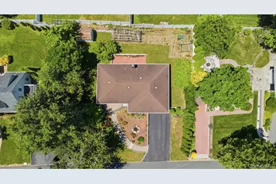 351 Grandview Boulevard, Yonkers, NY 10710 - Photo 24