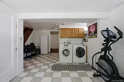 351 Grandview Boulevard, Yonkers, NY 10710 - Photo 16
