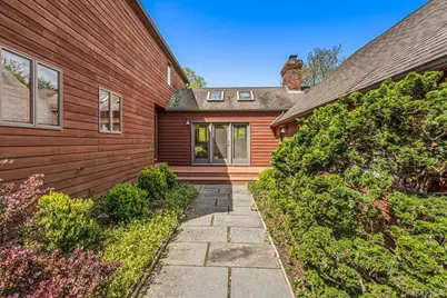 47 Main Street, East Setauket, NY 11733 - Photo 36