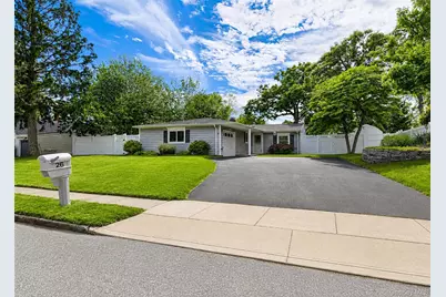 26 Campus Drive, Farmingville, NY 11738 - Photo 2