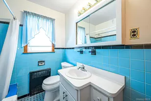 [Address not provided], Lindenhurst, NY 11757 - Photo 16
