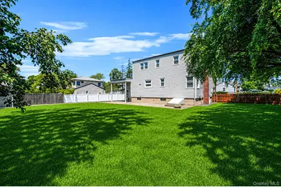 [Address not provided], Lindenhurst, NY 11757 - Photo 30