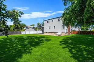 [Address not provided], Lindenhurst, NY 11757 - Photo 30