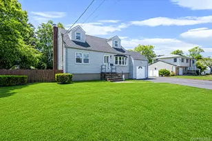 [Address not provided], Lindenhurst, NY 11757 - Photo 2