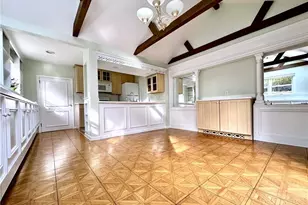 12 Ervilla Dr, Larchmont, NY 10538 - Photo 24