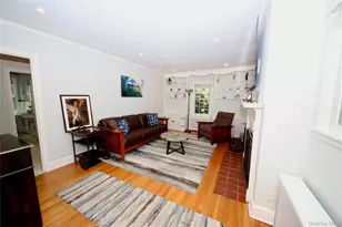 18 Cedar Dr, Huntington, NY 11743 - Photo 4