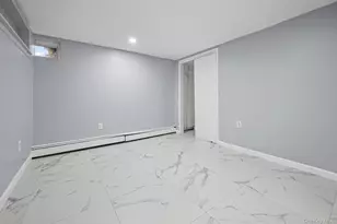 186 Westwood Dr, Brentwood, NY 11717 - Photo 24