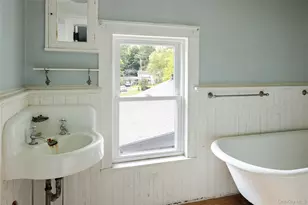 64 W Market St, Red Hook, NY 12571 - Photo 14