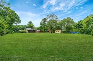75 Champlin Ave, Bellport, NY 11713 - Photo 10