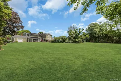 2 Eton Court, Plainview, NY 11803 - Photo 30
