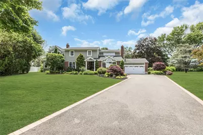 2 Eton Court, Plainview, NY 11803 - Photo 2