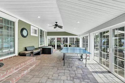2 Eton Court, Plainview, NY 11803 - Photo 16