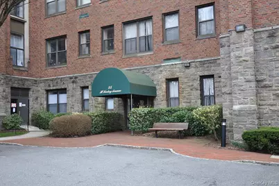 55 McKinley #D1-13, White Plains, NY 10606 - Photo 1
