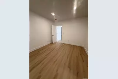 3105 Roberts Avenue, Bronx, NY 10461 - Photo 10