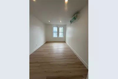 3105 Roberts Avenue, Bronx, NY 10461 - Photo 4