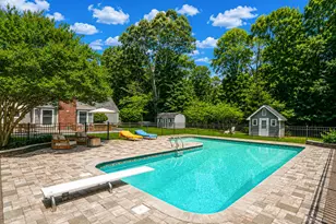 30 Landing Meadow Rd, Smithtown, NY 11787 - Photo 46
