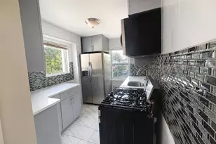 104-11 197th St, Saint Albans, NY 11412 - Photo 2