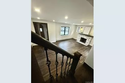 191 Brixton Road S, Garden City, NY 11530 - Photo 20