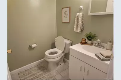 100 Boniface Drive #15D, Pine Bush, NY 12566 - Photo 6