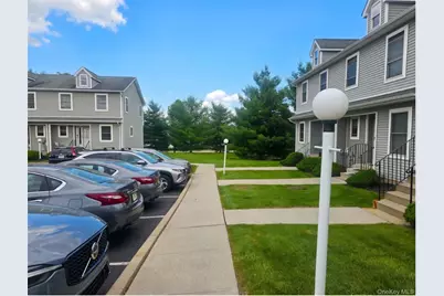 100 Boniface Drive #15D, Pine Bush, NY 12566 - Photo 2