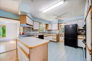 26 Russell Rd, Wappingers Falls, NY 12590 - Photo 2