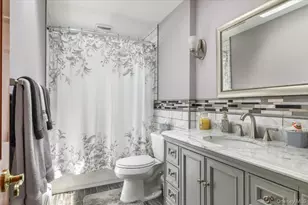11 Damin Dr, Farmingdale, NY 11735 - Photo 12