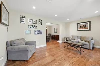 21 Tallmadge Trail, Miller Place, NY 11764 - Photo 10